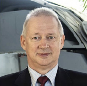 rank De Winne became Head of ESA's European Astronaut Center in Cologne, Germany in August 2012. Since 2017, he has been in charge of International Space Station (ISS) operations at ESA, and in 2020 became ESA's ISS Program Manager.